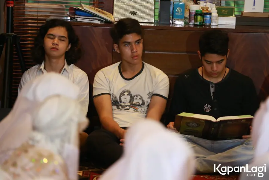Ful, El, dan Al akan selalu melindungi bundanya © KapanLagi.com®/Agus Apriyanto