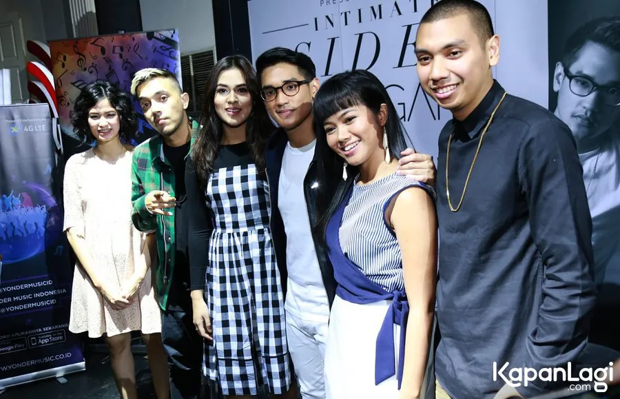 Tak butuh waktu lama bagi Afgan, Yura dan Rayi hingga bisa menciptakan satu lagu anyar. ©KapanLagi.com/Agus Apriyanto