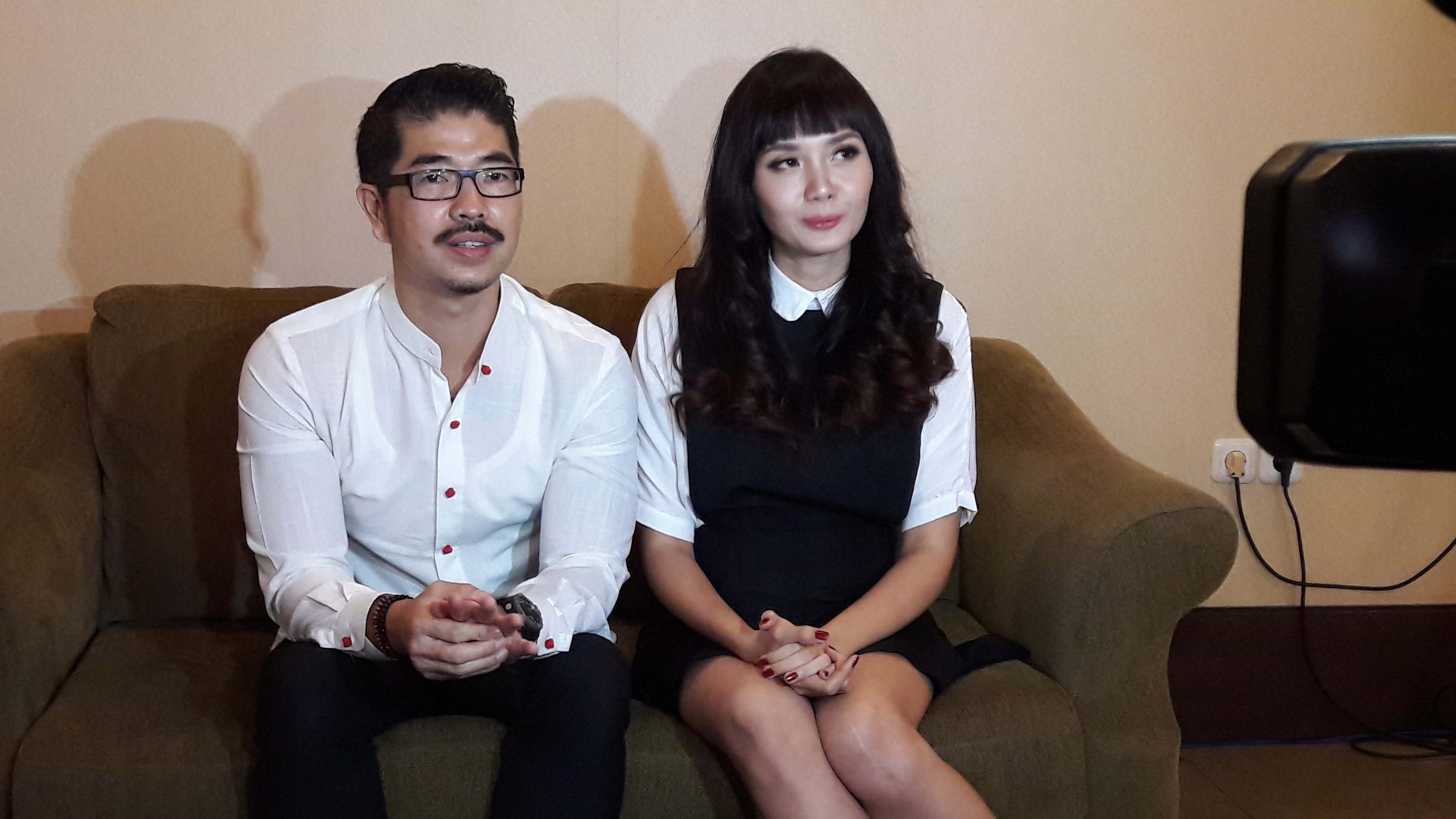 Berbeda dengan tahun-tahun sebelumnya, kali ini Alena Wu justru kebanjiran job di Hari Raya Imlek © KapanLagi.com/Fikri Alfi Rosiyadi