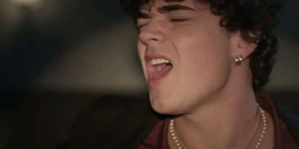 Alexander Stewart - Leave Me in the Dark