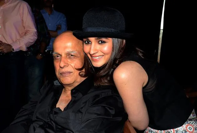 Alia Bhatt dan Mahesh Bhatt diancam pembunuhan oleh mafia ©indiaTV