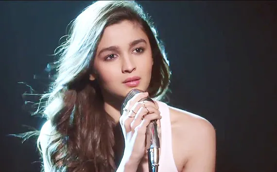 Alia Bhatt senang ayahnya jadi penyanyi @storytrap.com