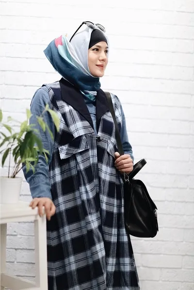 Alice Norin dengan hijabnya, banjir pujian netizen ©instagram/alicenorin