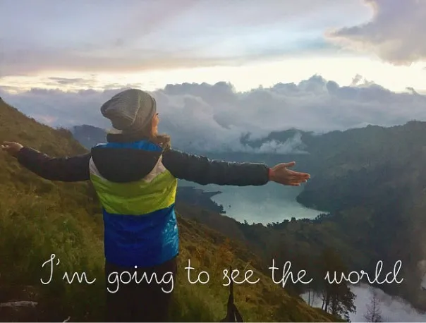 Inilah saat Aline Adita taklukkan puncak Rinjani/©instagram.com/AlineAdita