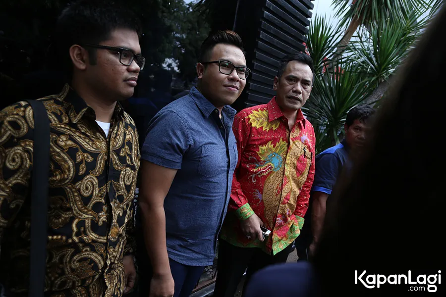 Walau menghina secara kasar, Alvin Matondang ogah disebut haters dan mengklaim sebagai orang awam yang membuat parodi. ©KpanaLagi.com/Agus Apriyanto