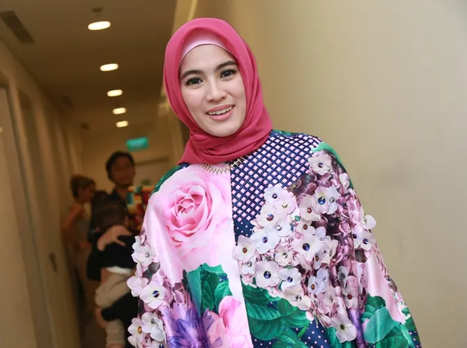 Alyssa Soebandono mengaku tak terbebani dengan banyaknya kegiatan di bulan Ramadan. © KapanLagi.com/Agus Apriyanto