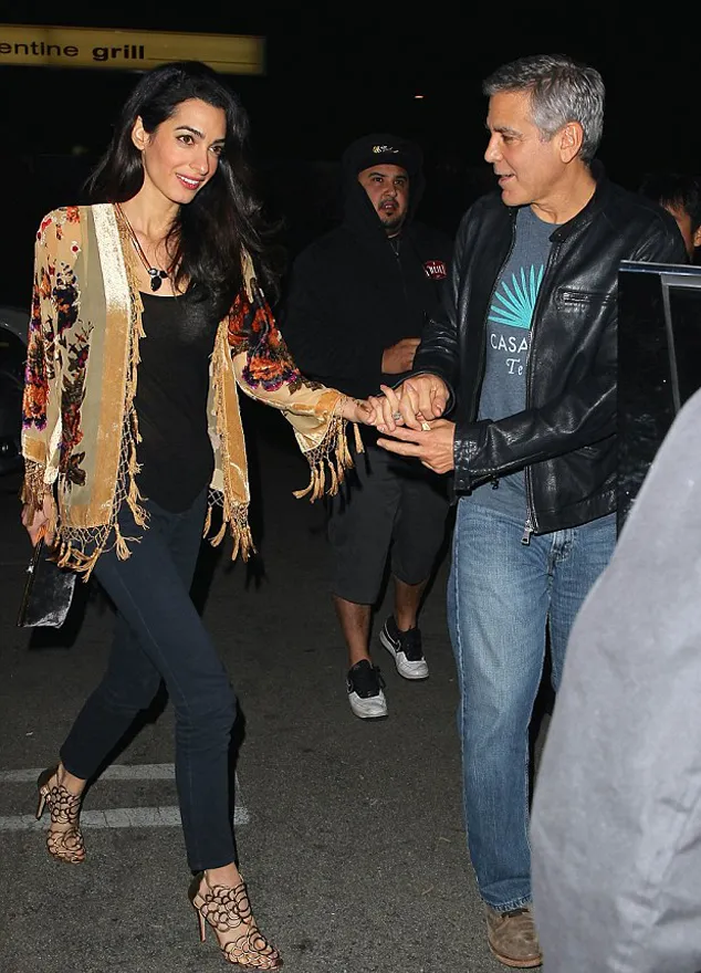 Amal dan George makin mesra usai menikah @ dailymail.co.uk