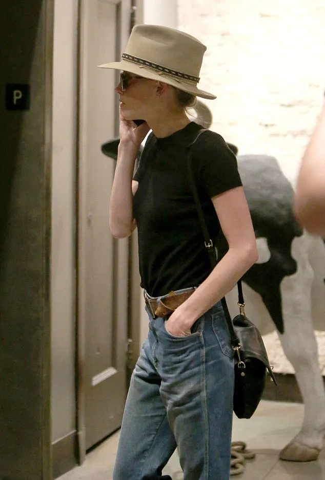 Amber makin kurus kering! © Splashnews/dailymail.co.uk