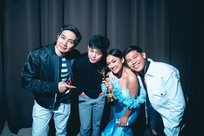 © instagram.com/lalamarionmj