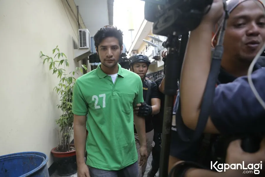 Terjerat narkoba, Ammar Zoni diberhentikan dari Anak Langit. ©KapanLagi.com/Agus Apriyanto