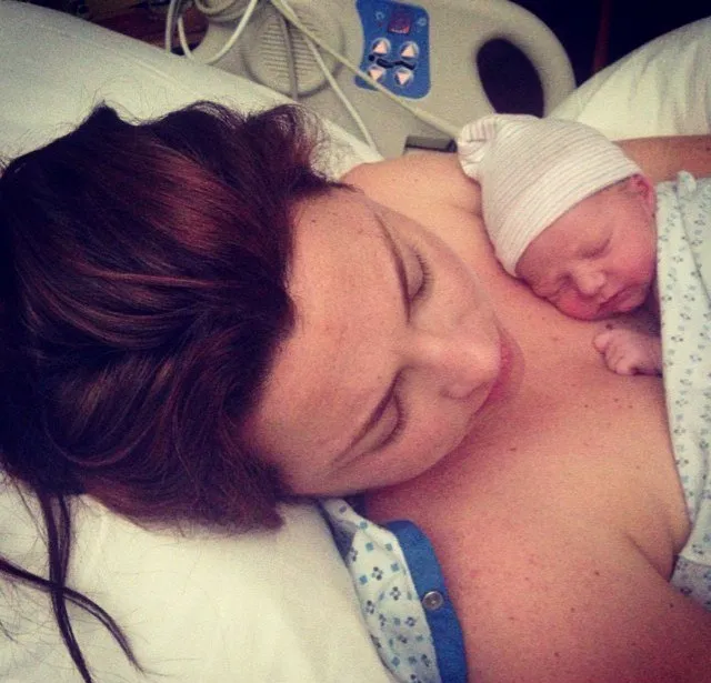 Amy Lee dan anaknya @ Instagram/Amy Lee