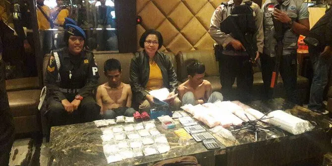 Razia narkoba yang menangkap anak Ayu Azhari. ©2017 Merdeka.com/ronald