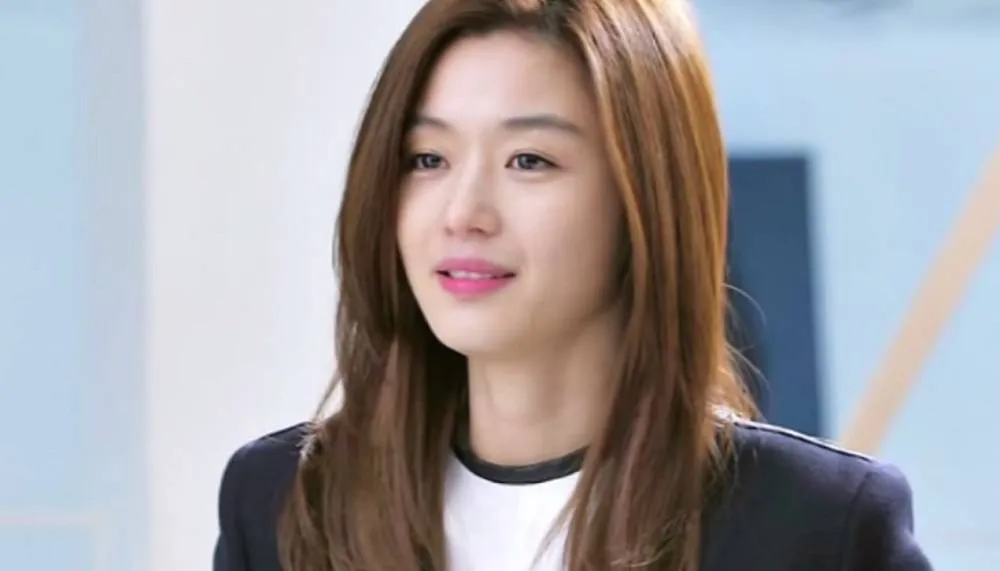 Jun Ji Hyun punya seorang putra. © allkpop.com