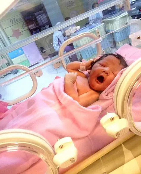 Chayra Sabiya Raharso Hadinoto, anak ketiga yang menjadi putri pertama Tika Ramlan © instagram.com/tika_ramlan