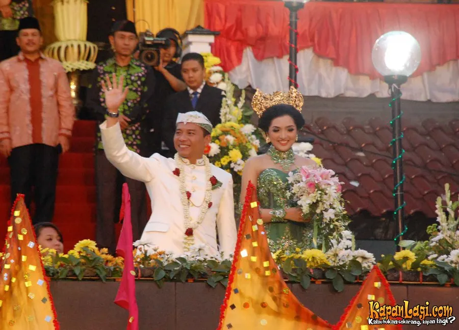 Anang dan Ashanty saat ngunduh mantu di Jember.