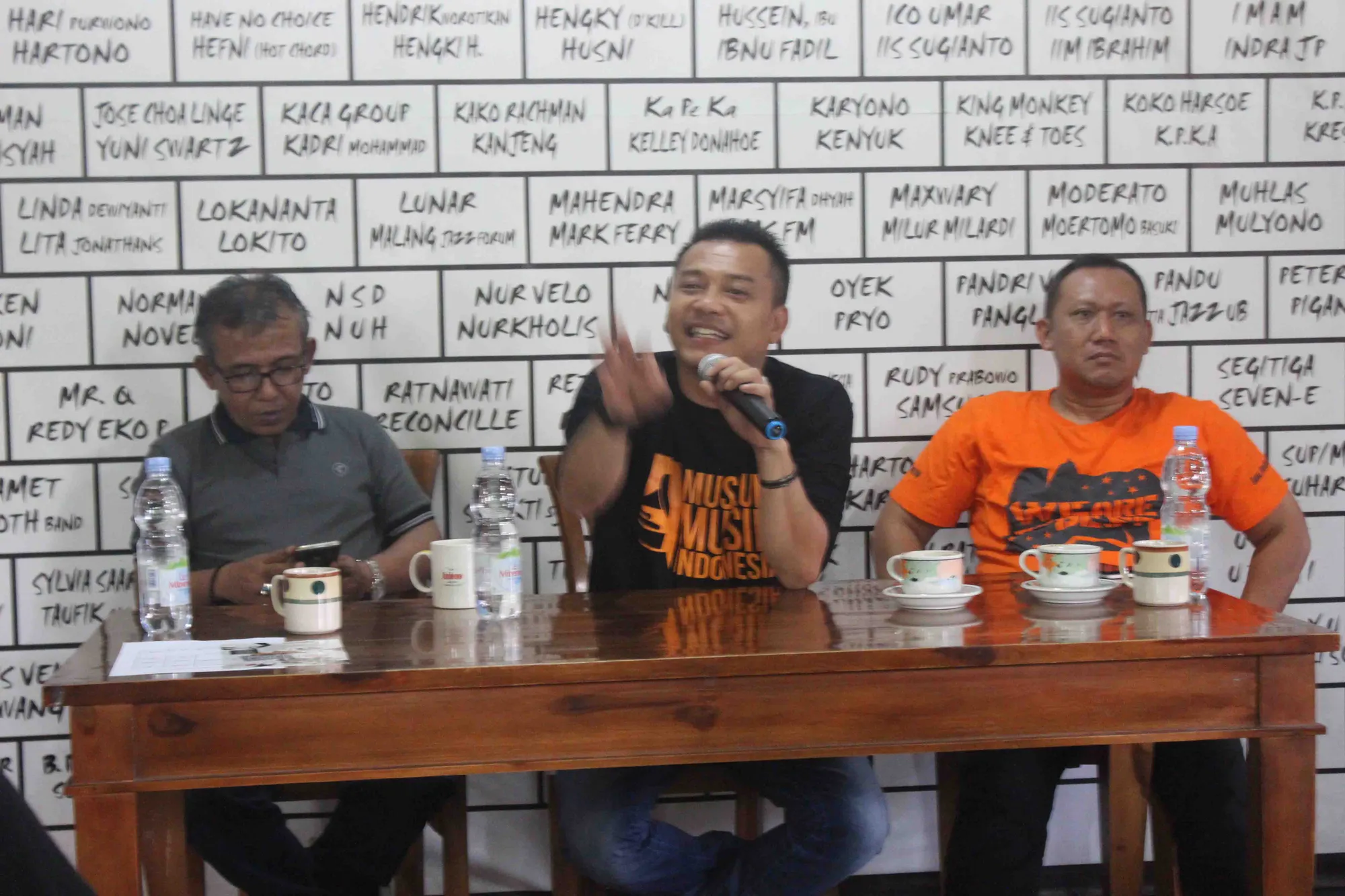 Melihat Dhani memiliki banyak potensi dan kelebihan, Anang memberikan dukungan untuk sahabatnya itu maju sebagai calon Gubernur DKI Jakarta. ©KapanLagi.com/Darmadi Sasongko