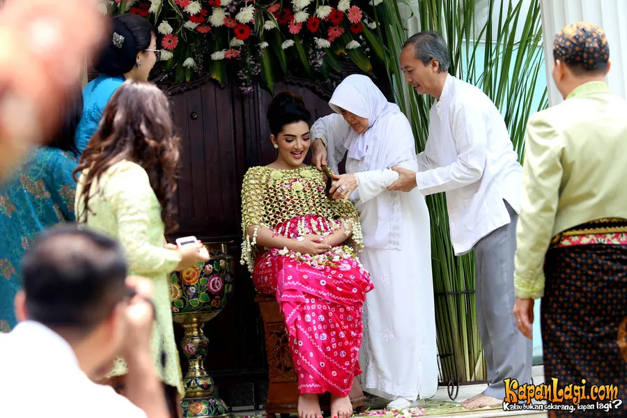 Siraman Ashanty © KapanLagi.com/Budy_Santoso