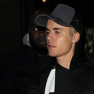 Justin Bieber - Smile (Terjemahan)