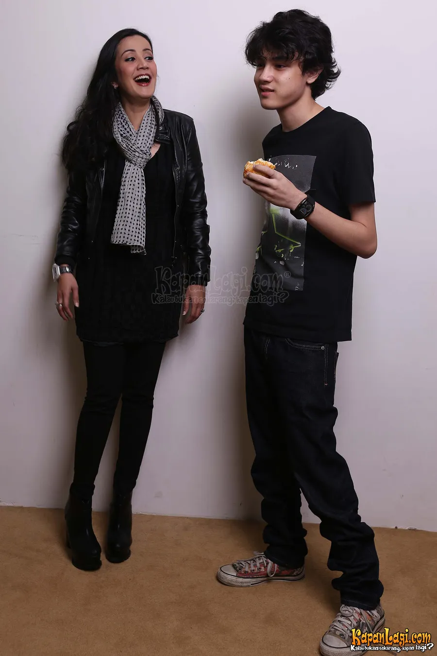 Andi Soraya dan Shawn, ibu dan anak yang kompak.
