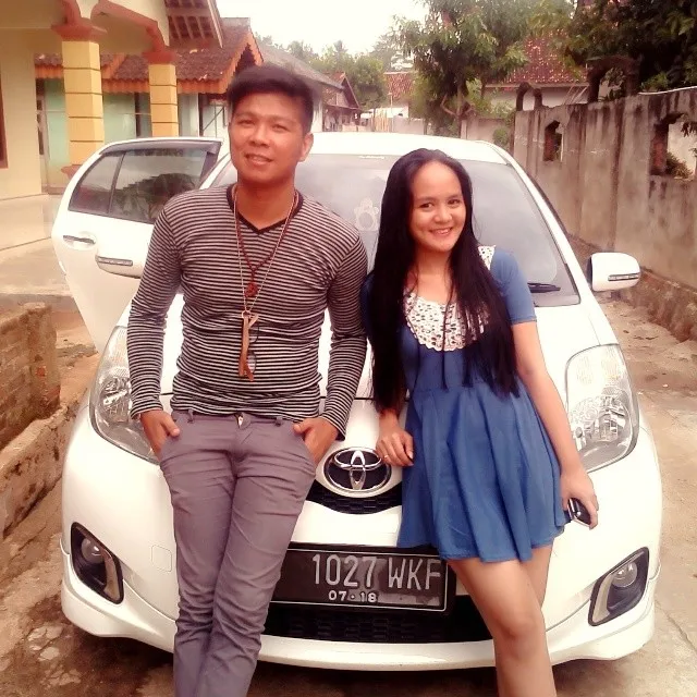 Andika Kangen Band dikabarkan berselingkuh dengan seorang mahasiswi. 姆nstagram.com/mahesaandika