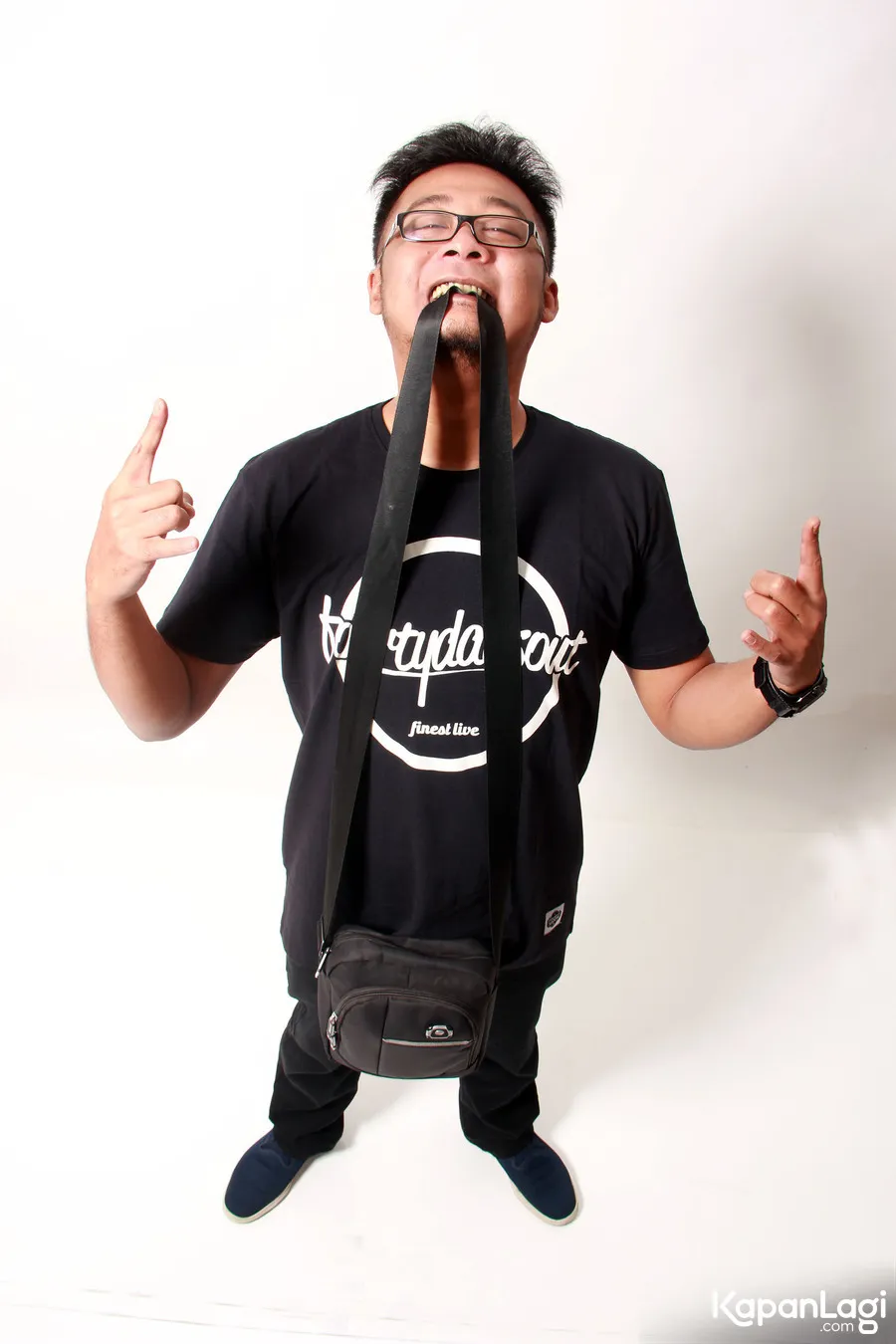 Andika mendapatkan gorilla lewat ojek online/©KapanLagi.com®/M. Akrom Sukarya