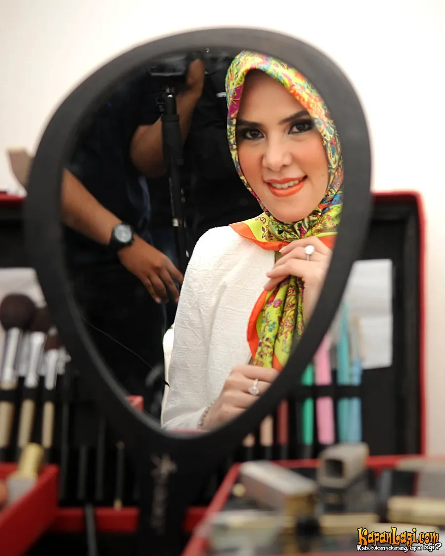 Angel Lelga yakin ada yang sengaja menyebarkan foto syur miliknya.