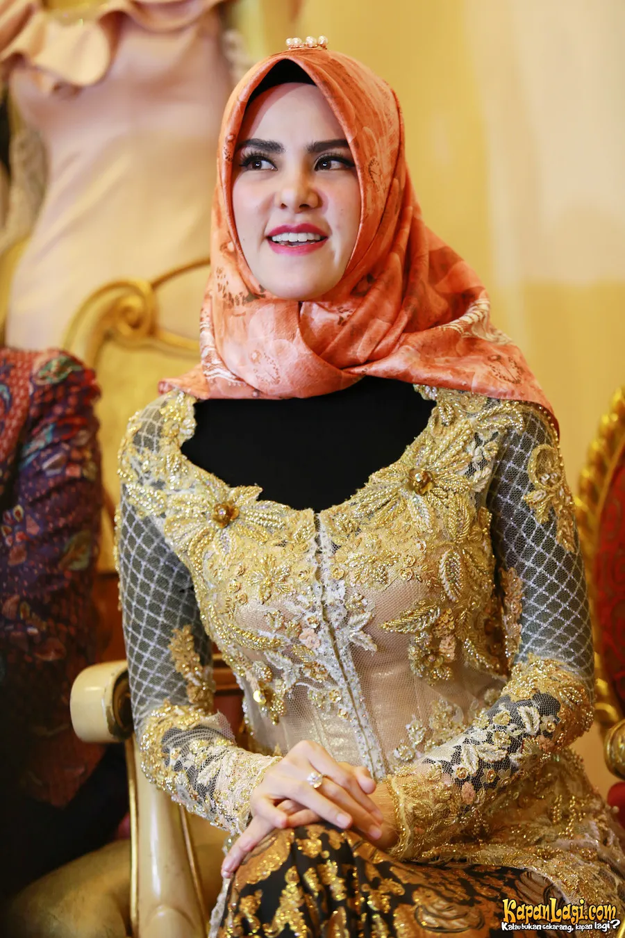 Soal pernikahan, Angel masih enggan berkomentar/©Kapanlagi.com®/Agus Apriyanto