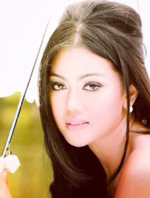 Foto Anggie yang diunggah Jupe / © Instagram