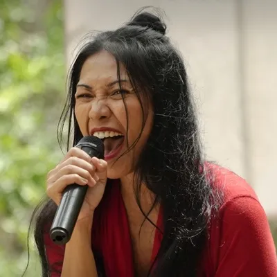 Anggun C Sasmi Cuma Butuh 1 Kali Take Rekaman 20 Mantra Roh di Film PARA PERASUK