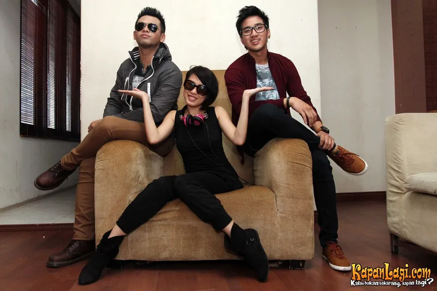 Angel garap video klip duo Arka. ©Acat