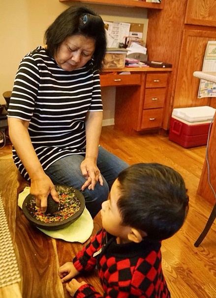 Pensiun Jadi Ibu Negara Ani Yudhoyono Sibuk Ngulek Sambal 