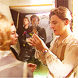 Leo dan Kate di behind the scene TITANIC © 20th Century Fox