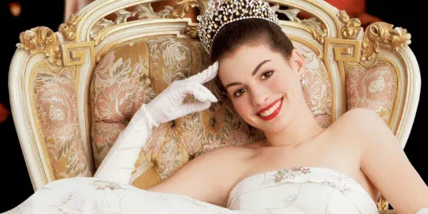 Anne Hathaway sebagai Mia Thermopolis di PRINXESS DIAREIES © cinemablend.com