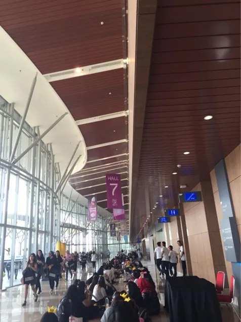 Keadaan antrian konser Big Bang pada hari ini. ©Twitter/SeungriID