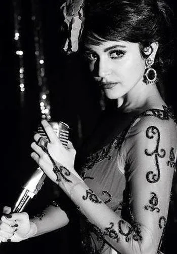 Anushka Sharma kembali terima hujatan atas ketidakhadirannya dalam launching lagu film 'BOMBAY VELVET' @pinkvilla.com