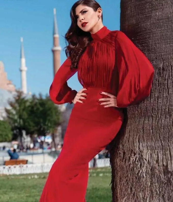 Anushka Sharma bantah hubungannya dengan Virat Kohli @oneindia.in