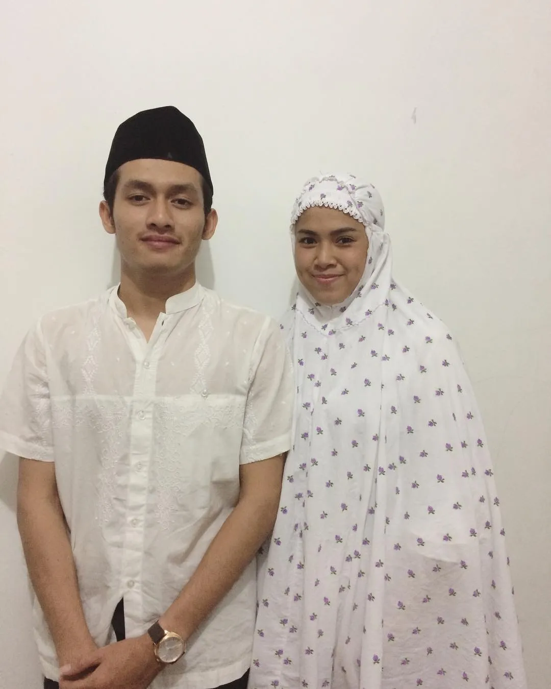 Husni berencana melamar Mery, namun sayang Mery menjadi salah satu korban kecelakaan Lion Air JT-610. © © Instagram.com/apryfadhil