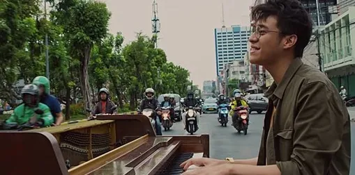 Ardhito Pramono - Terjemahan Fine Today