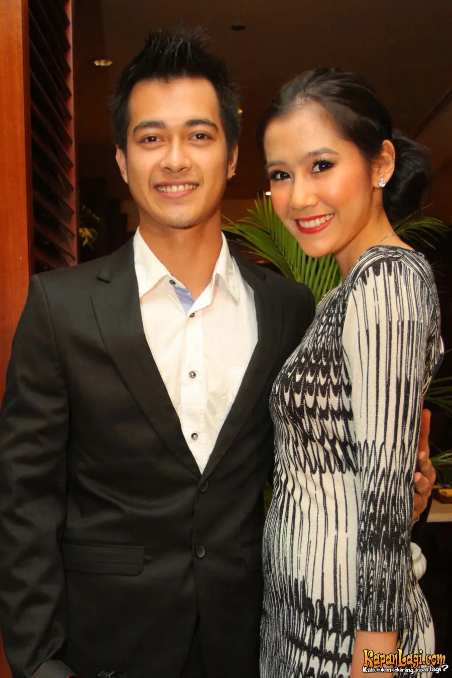 Ardina Rasti terlibat kasus dengan mantan kekasihnya Eza Gionino.