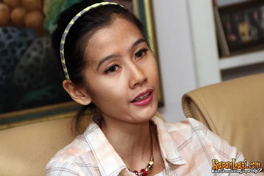 Ardina Rasti dilaporkan balik ke polisi oleh Eza Gionino