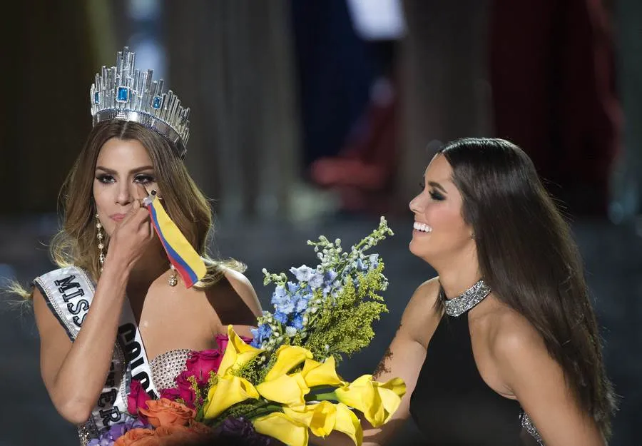 Ariadna menangis semalam lantaran gagal jadi Miss Universe © AFP