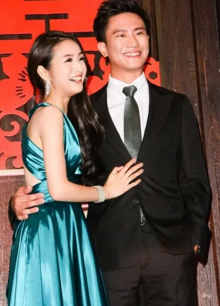 Arile Lin saat melangsungka preson pertuangannya dengan Lin Yuchao @lollipop.sg