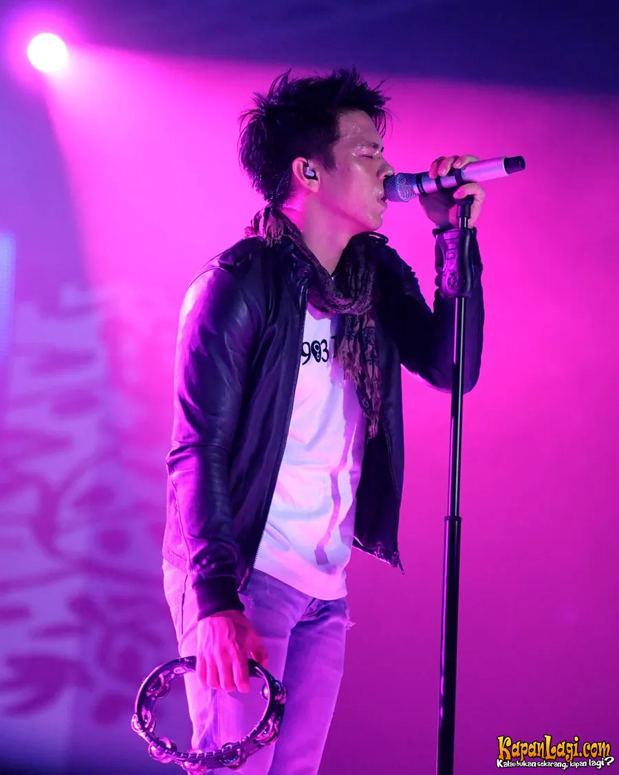 Ariel akhirnya memenuhi panggilan Polda Metro Jaya sebagai saksi.