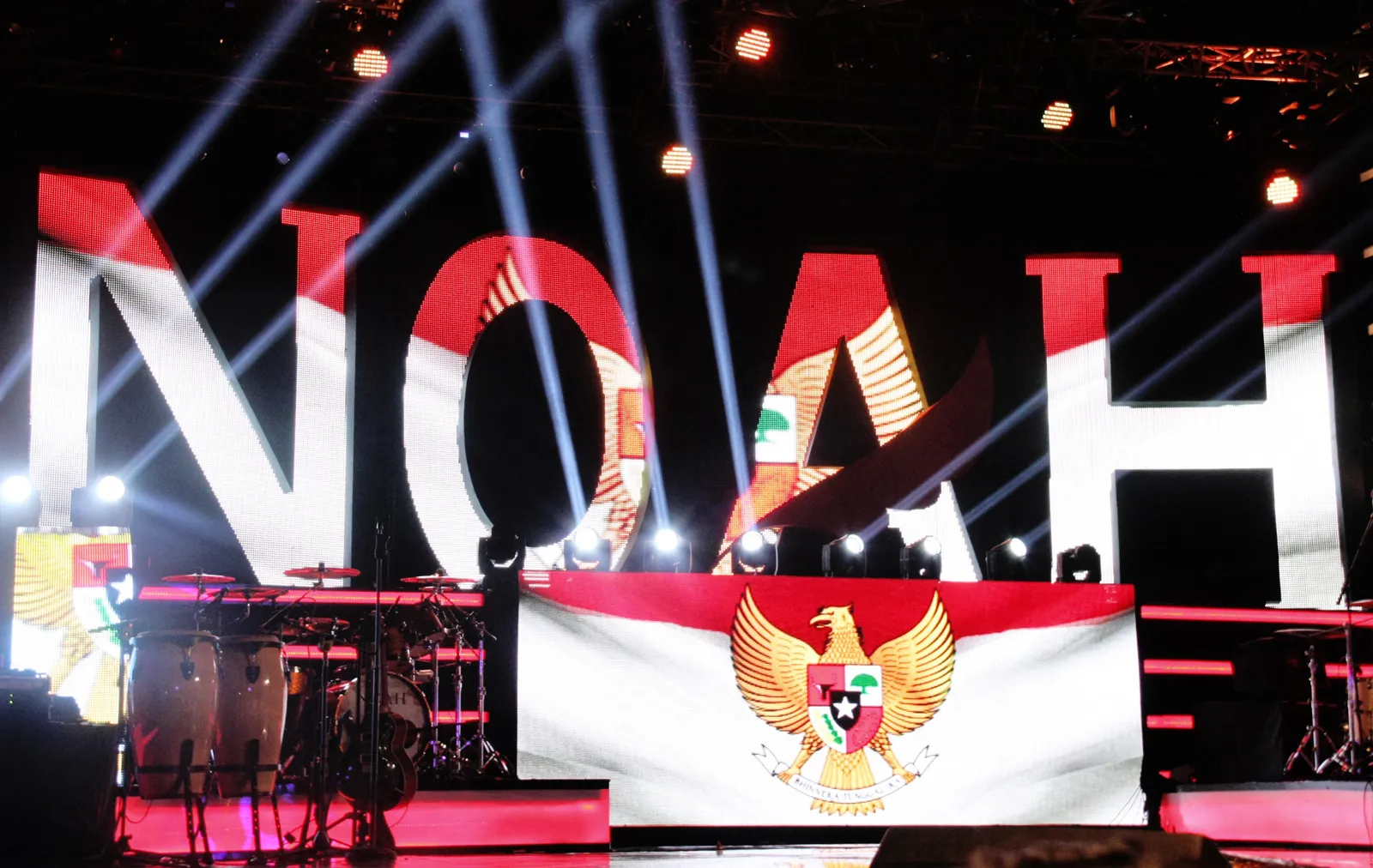 Panggung NOAH Foto: Adhib