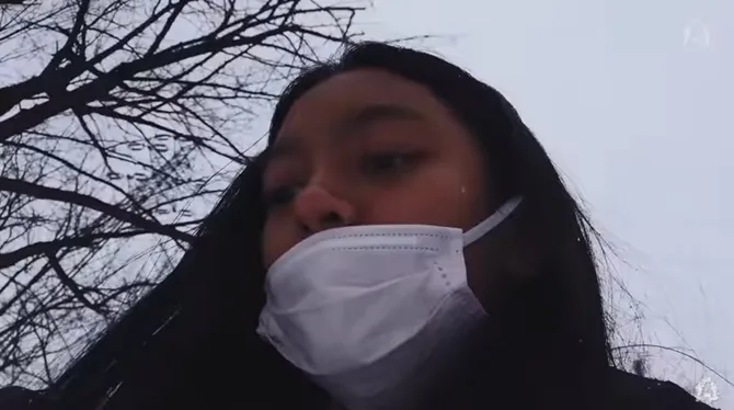 Saat Allea bermain salju (credit: Ariel Noah YouTube channel)