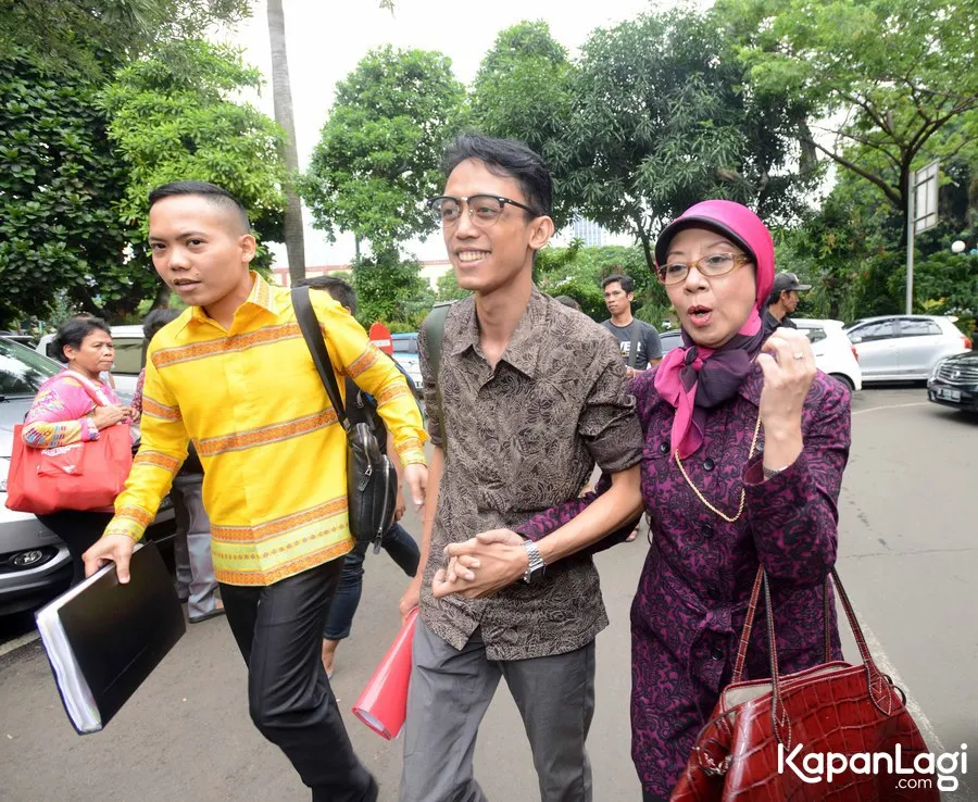 Kiswinar pernah ditanya apakah inginkan kehadiran mama baru/©KapanLagi.com®/M. Akrom Sukarya