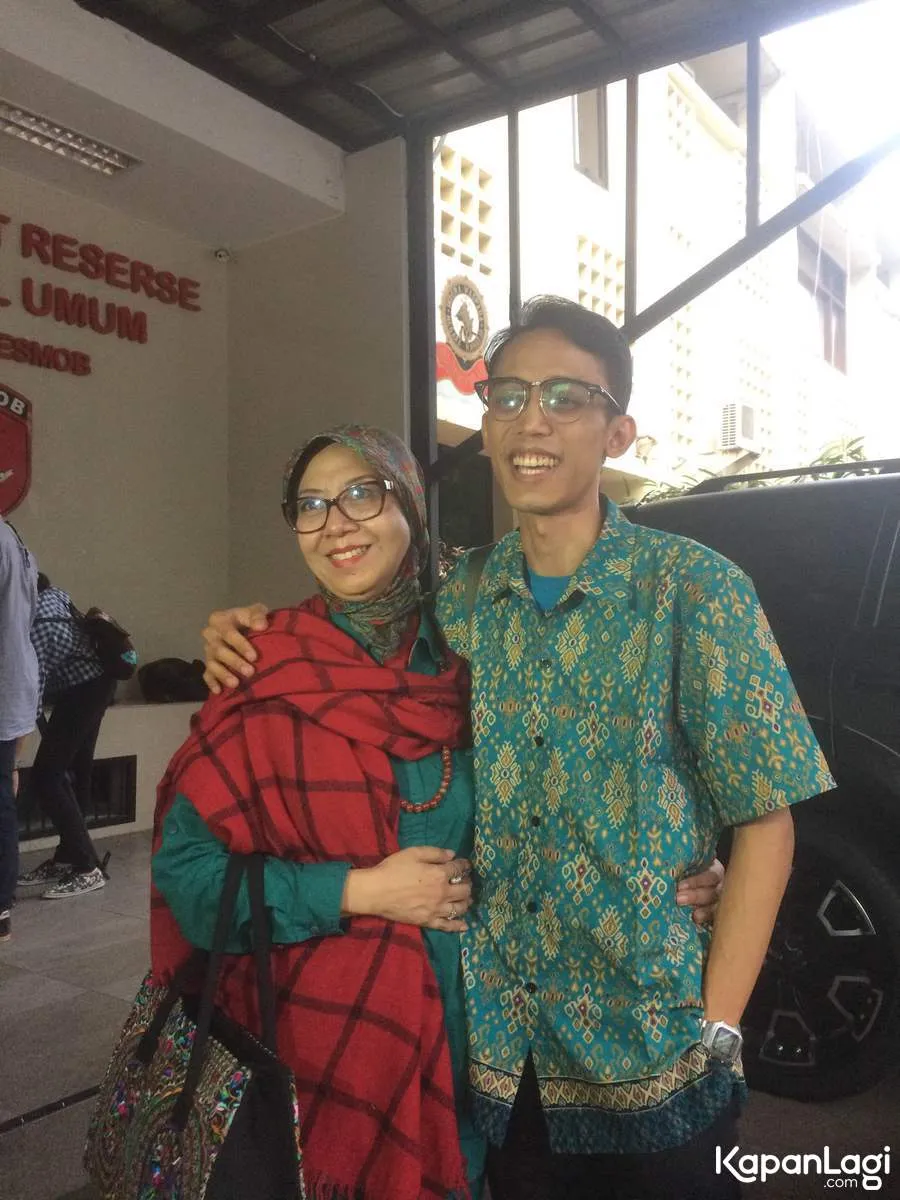 Mario:Kiswinar giat menampilkan diri sebagai anak yang tidak diakui dan terlantar, sehingga publik menghujat saya sebagai ayah yang menelantarkan anaknya/©KapanLagi.com®/Mathias Purwanto