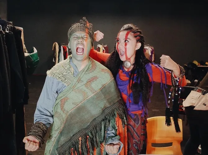 Arief dan Tipang diundang Disney untuk mempromosikan film THOR: RAGNAROK! Cool! © Instagram/ariefmuhammad