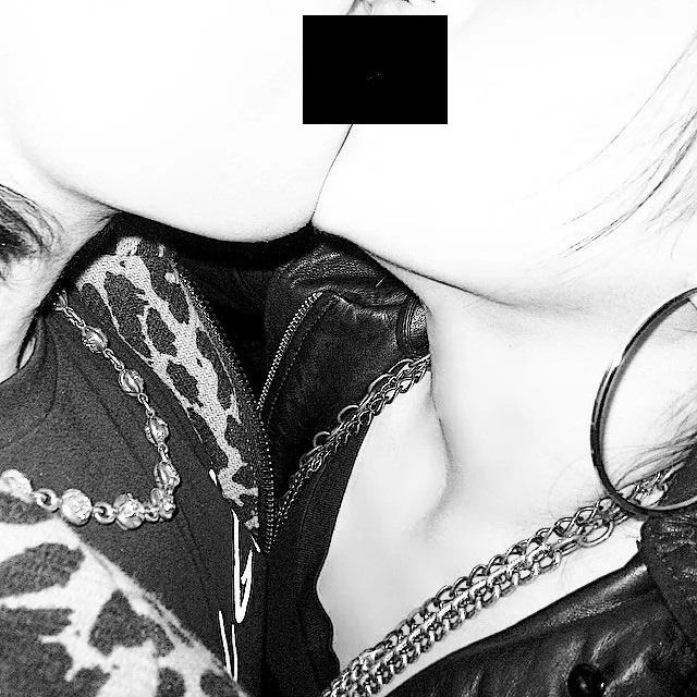 Vanness Wu seolah ingin membantah kabar perceraiannya lewat foto dengan sang istri ini. @Vanness Wu Instagram