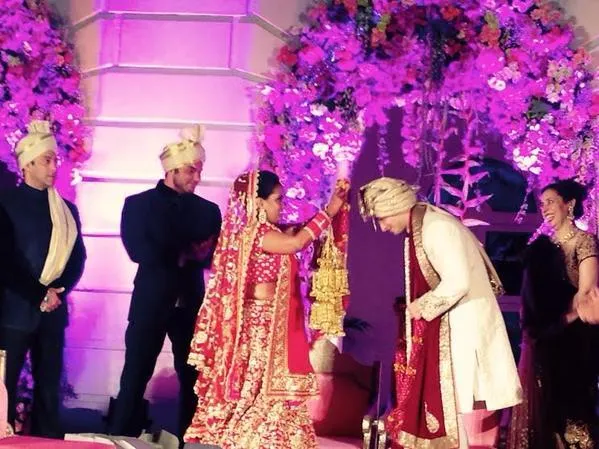 Salman memberikan segalanya untuk pernikahan Arpita. @Pinkvilla